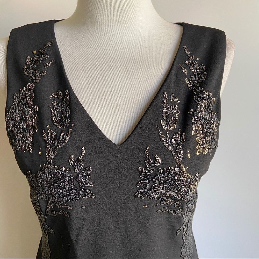 Calvin Klein Black Embroidered V Neck‎ Sheath Dress Size 10 - Picture 8 of 8